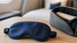 Comment choisir un masque de sommeil pour bien dormir en voyage ?